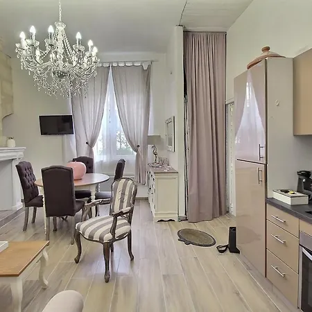 Bed & Breakfast Maison D'hote Andolini